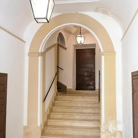 S272 - Sirolo, Elegante Di Un Palazzo Storico In Pieno Centro Apartmán